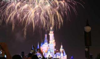 迪士尼城堡背景图