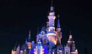 迪士尼城堡背景图